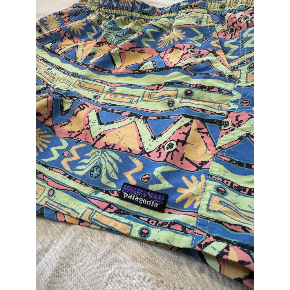 Patagonia Women's Medium Baggie Shorts Print High Hopes Geo Multicolor Outdoor - Picture 4 of 8